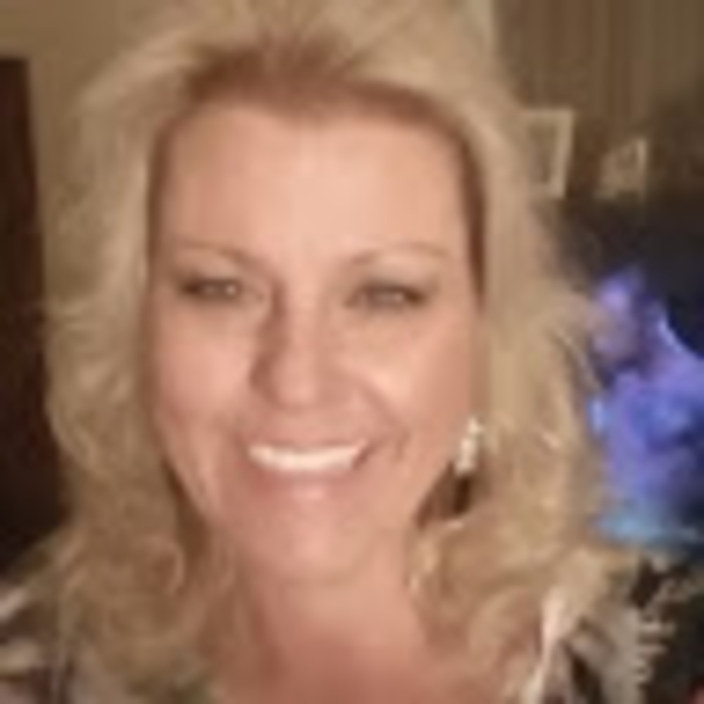 Meet your Posher, Denise